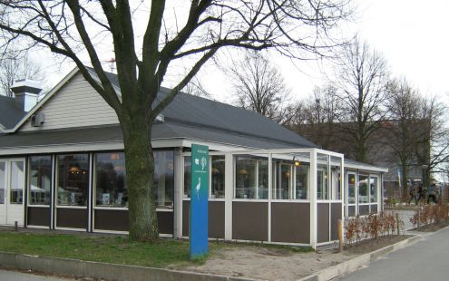 Strandpaviljoen op het Malieveld